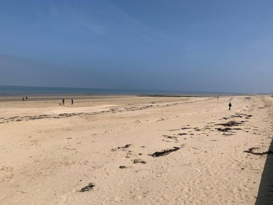 Villa De La Plage, Front De Mer, Juno Beach Bernières-sur-Mer Екстериор снимка